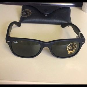 ray ban matte wayfarer black